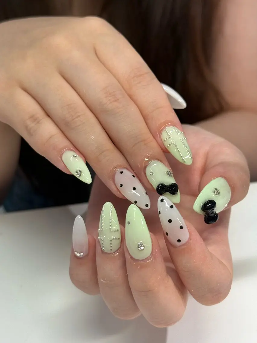 ネイル ハンドネイル WOLTOKYO渋谷 yunaのネイルデザイン