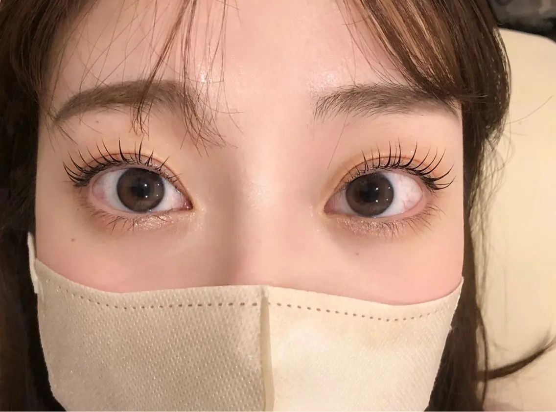 ネイル マツエク・マツパ アイブロウ 眉カラー 韓国風マツエク パリジェンヌラッシュリフト まつげパーマ ワンホンマツエク ハンドネイル フットネイル ハンドケア Nail&eye Belire 新宿のネイルデザイン