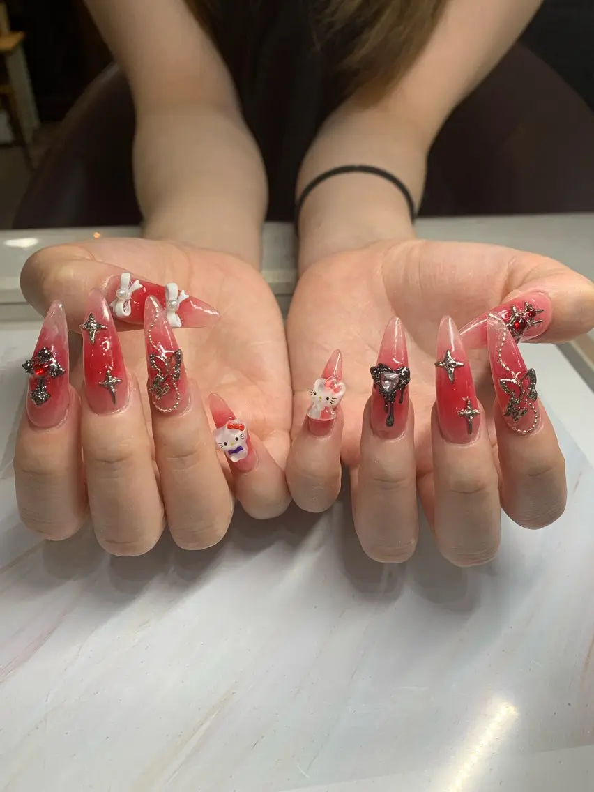 ネイル akina nailsのネイルデザイン