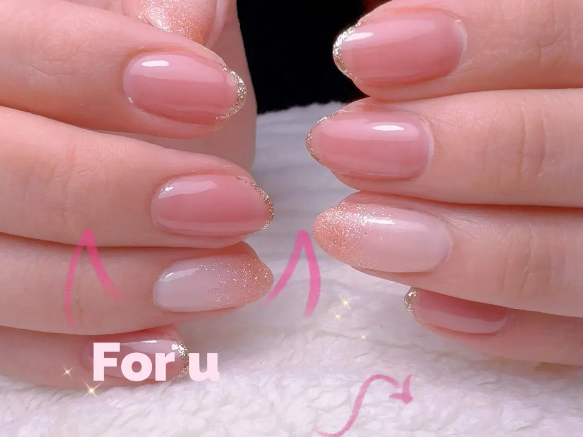 ネイル キラキラネイル 韓国ネイル オフィスネイル ハンドネイル cat‘s nail🐈‍⬛のネイルデザイン