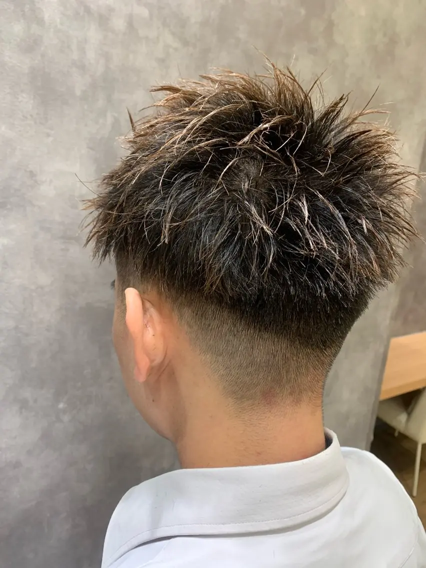 メンズ フェードカット ツーブロック カット ヘッドスパ T つぐみのヘアスタイル