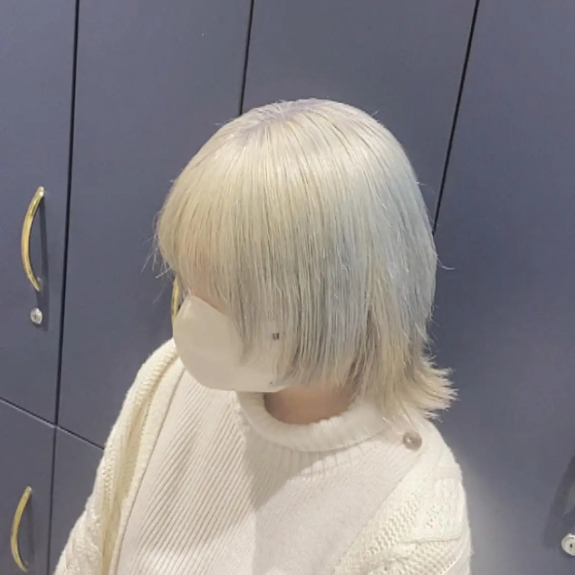 ミディアム カラー 磯田冬弥/ ブリーチメニューのヘアスタイル