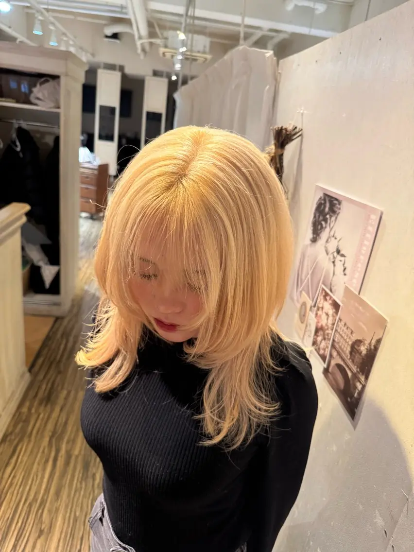 ミディアム カット ヘアカラー 透明感カラー/ レイヤー/SHUNのヘアスタイル