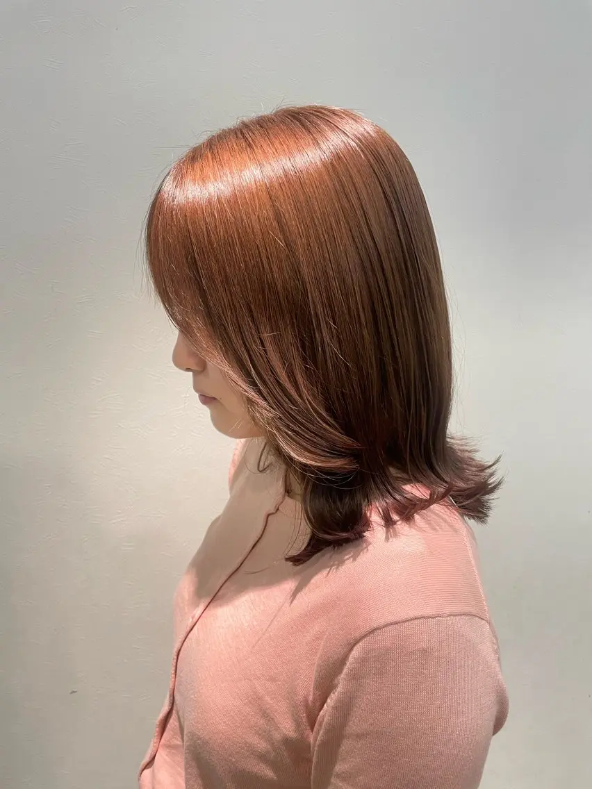 ミディアム カラー ベージュカラー 原口 れいなのヘアスタイル