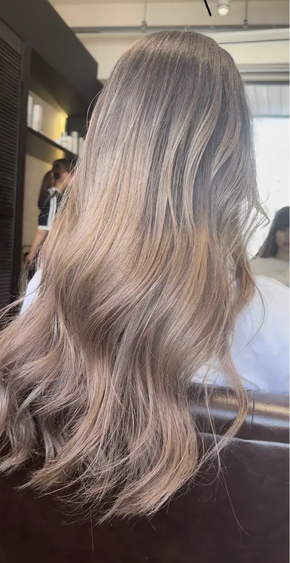 ロング 澤村 高宏のヘアスタイル