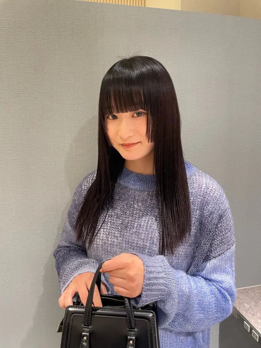 ロング 顔周りカット 立野 莉央のヘアスタイル