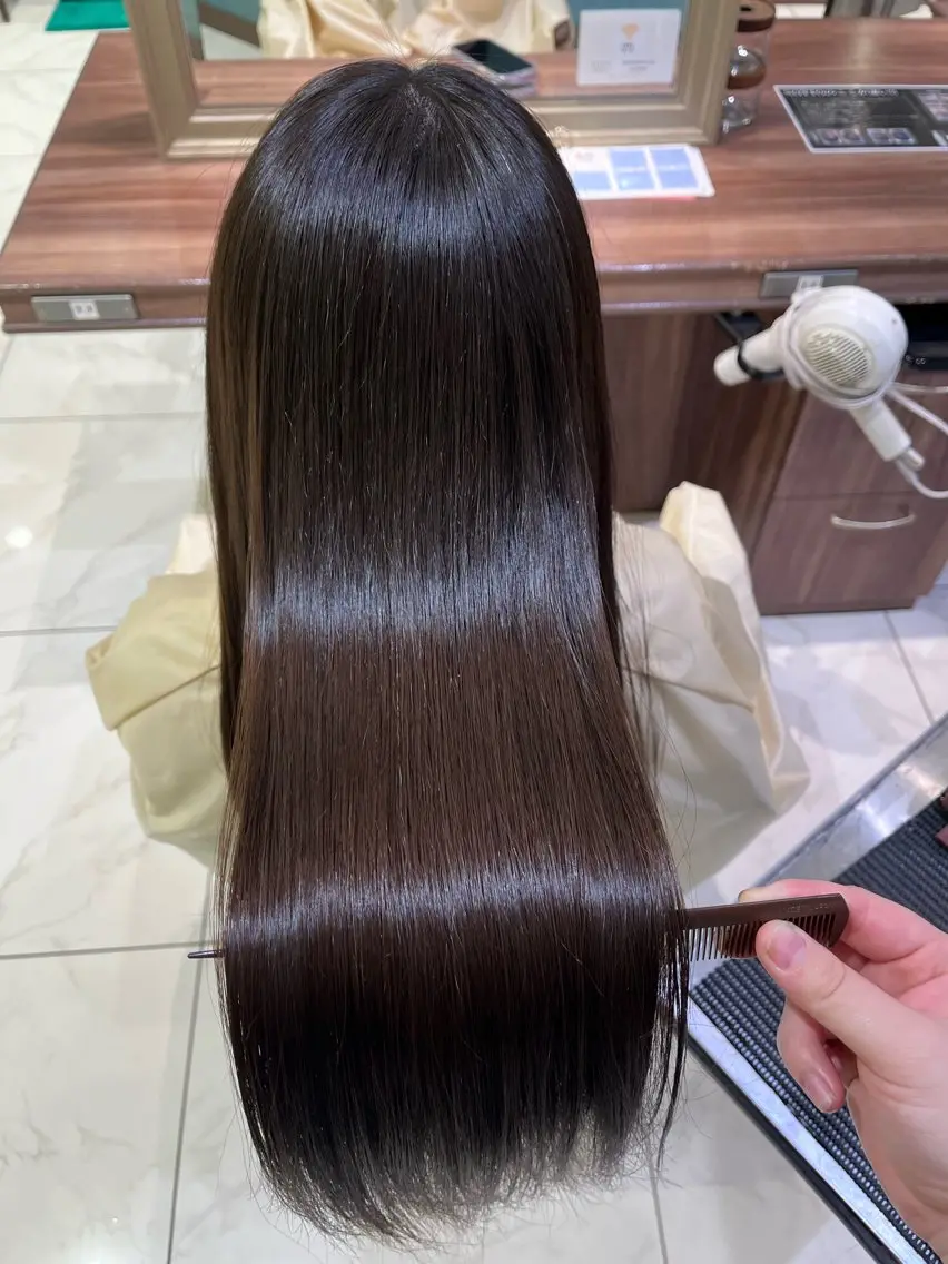 🦩🌼《ロング・セミロング限定》カット+全体縮毛矯正+ロング料金の写真
