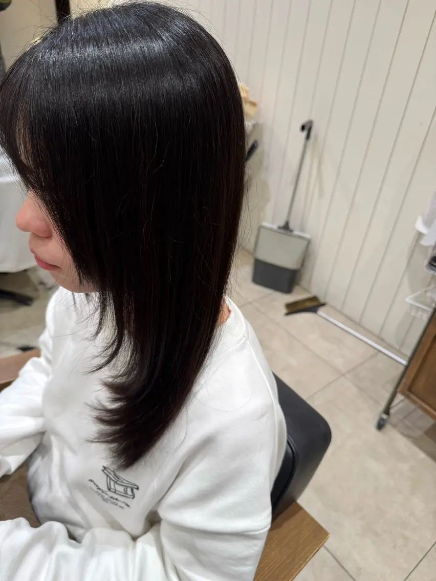 セミロング ストレート⭐️ 髪質改善カラー⭐️のヘアスタイル