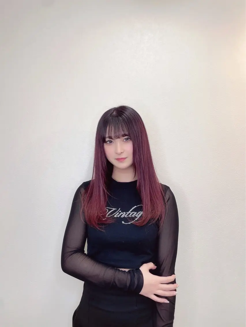 ロング カラー イルミナカラー ◎ブリーチ・レイヤー 特化TOSHIKI◎のヘアスタイル