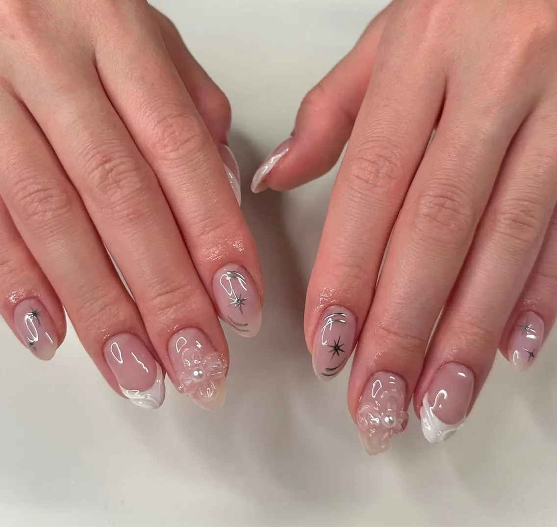 ミディアム nina beautyのネイルデザイン