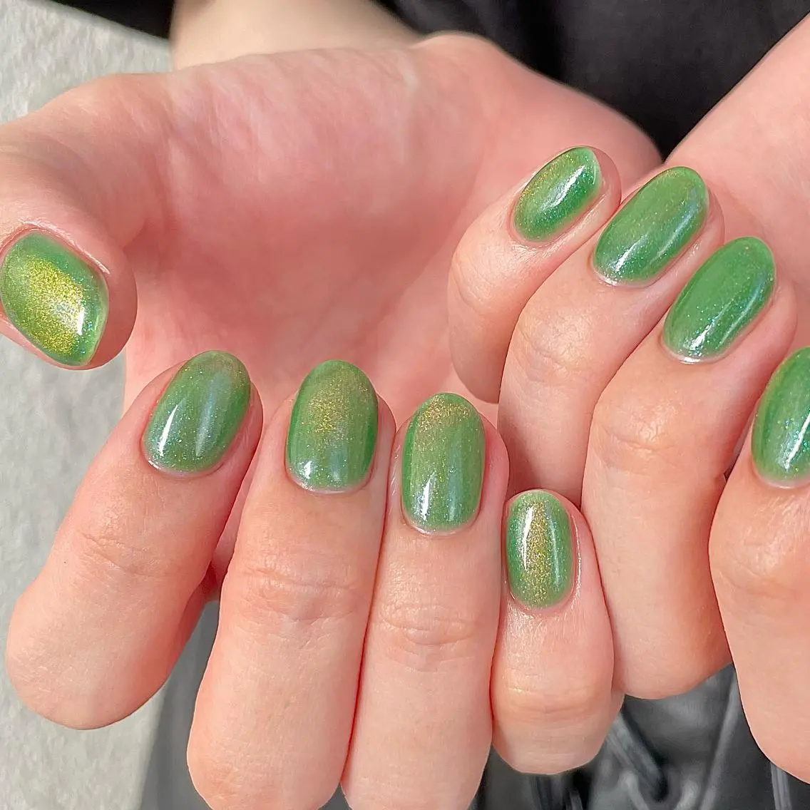 ネイル ジェルネイル マグネットネイル ワンカラーネイル ハンドネイル Nailsalon BLOOM🌷 山崎のネイルデザイン