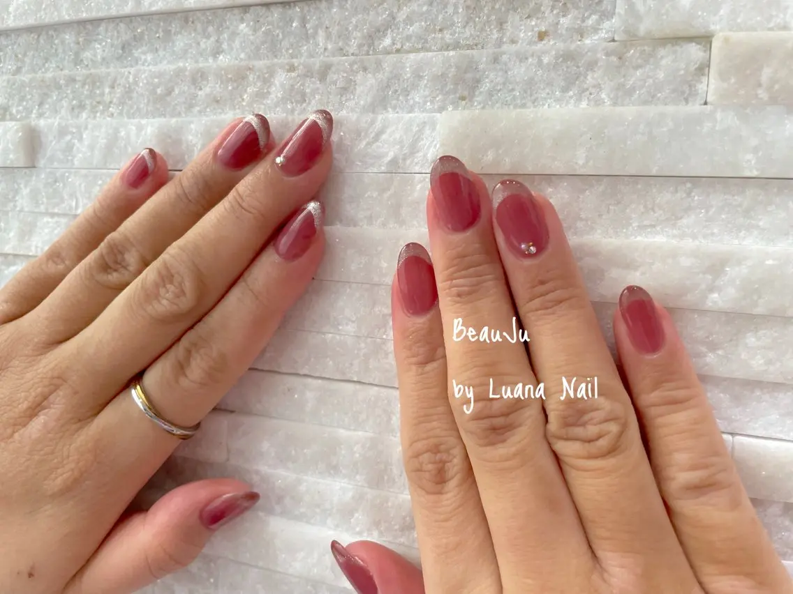 ネイル マグネットネイル ハンドネイル BeauJu by Luana Nailのネイルデザイン