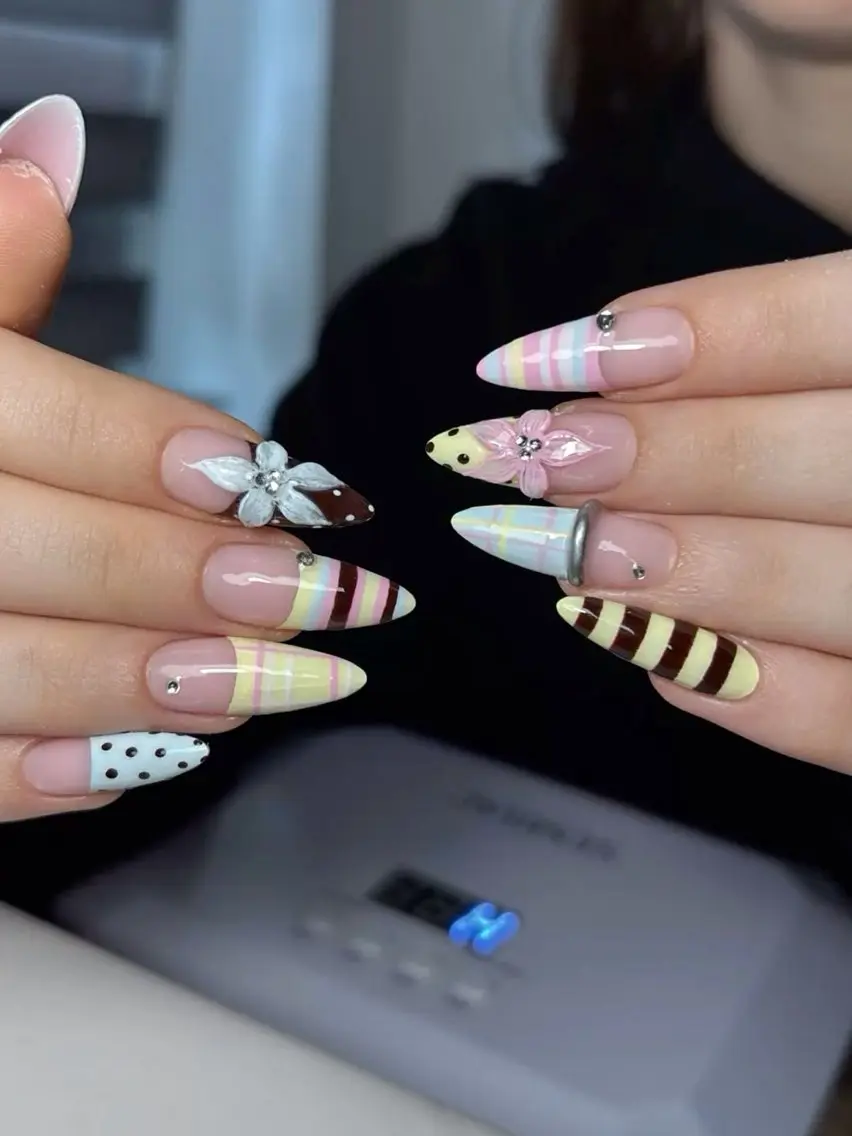 ネイル キラキラネイル 韓国ネイル ロングネイル シンプルネイル ワンホンネイル ハンドネイル Rina Nail.Novaのネイルデザイン