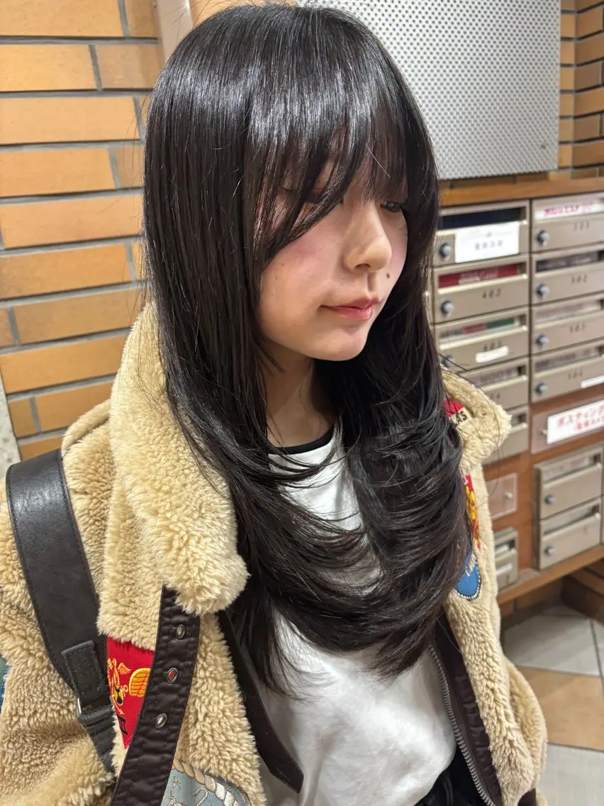 ロング カラー ヘアアレンジ 透明感カラー 顔まわりレイヤー レイヤーカット 小顔カット 巻ける縮毛矯正/ 透明感/吉田光佑のヘアスタイル