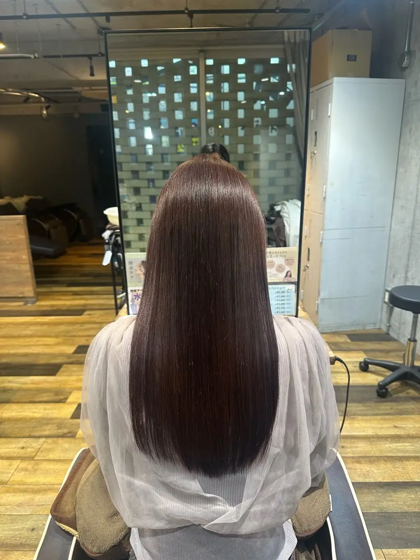 ファッションカラー　ミディアムヘアの写真