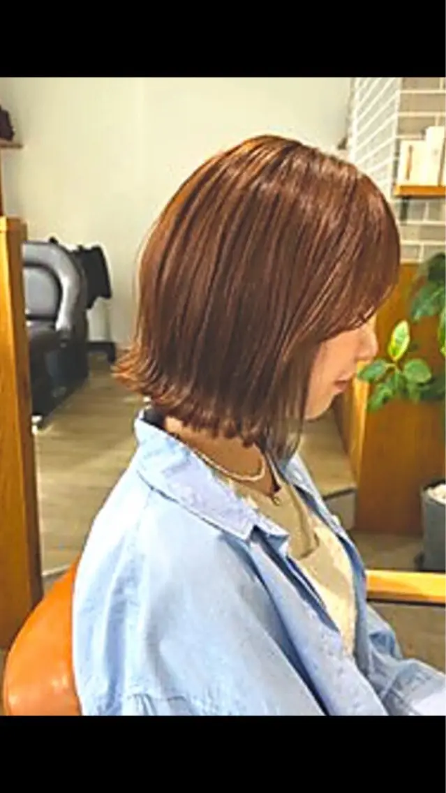 ミディアム YUKI .のヘアスタイル