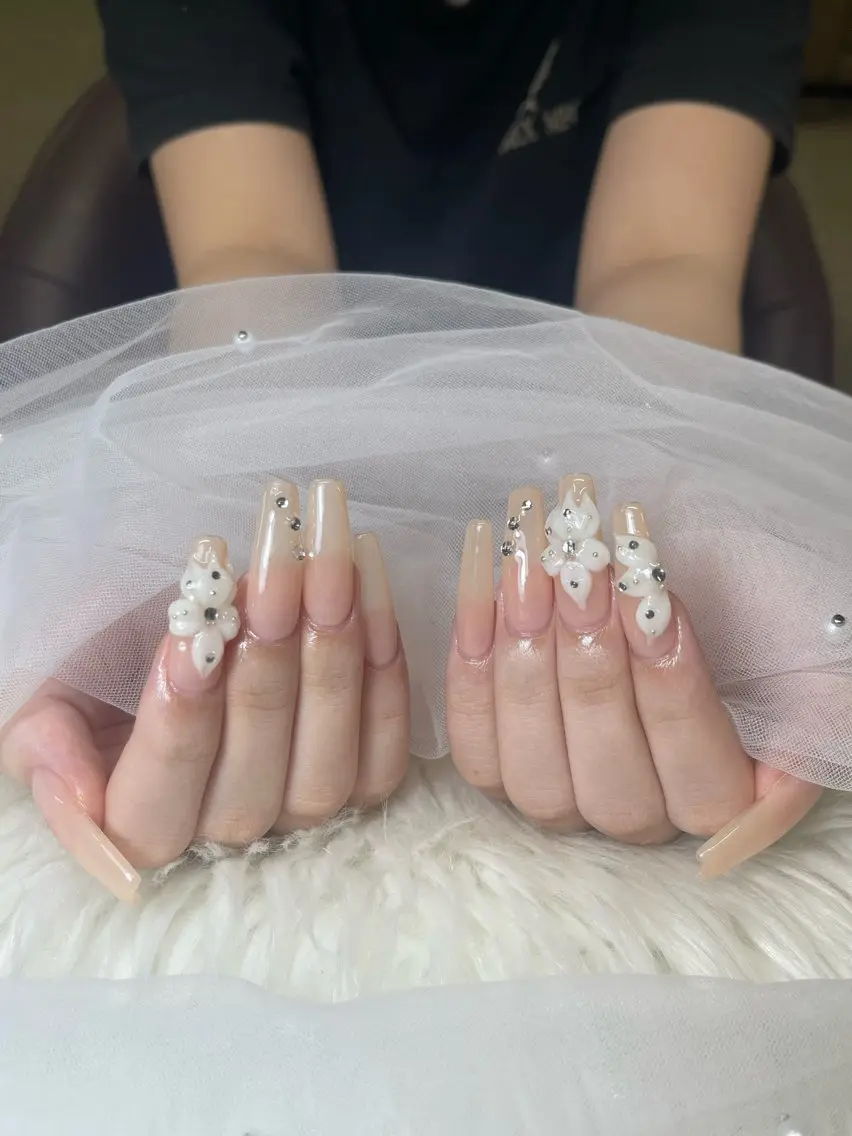 ネイル ハンドネイル NiJi Nailsのネイルデザイン