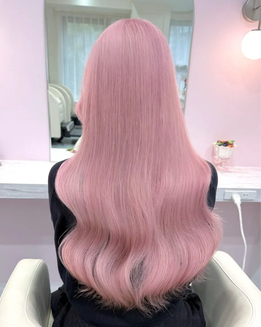 ロング カラー ブリーチ 透明感カラー ハイトーンカラー ヘアカラー ハイトーンカラー💞 くるみ🎀のヘアスタイル