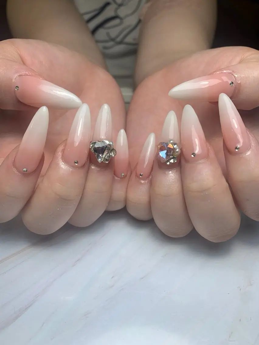 ネイル akina nailsのネイルデザイン