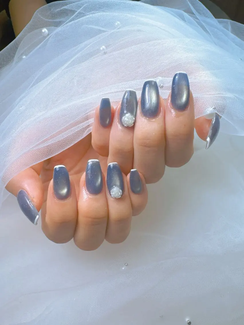 ネイル アートネイル チークネイル フレンチネイル ジェルネイル ガラスフレンチ ハンドネイル Queeens nailのネイルデザイン