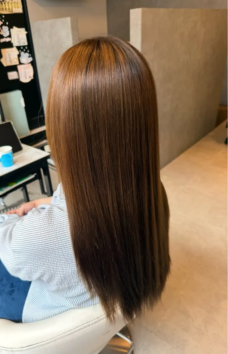 ロング カラー ブラウンカラー ナチュラルブラウン ヘアカラー 高石 乃愛のヘアスタイル