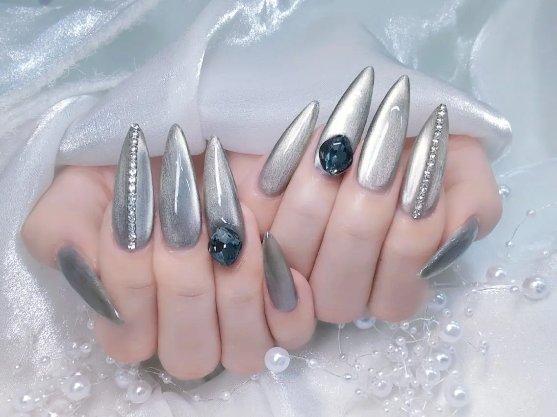 ネイル ジェルネイル ハート キラキラネイル マグネットネイル ビー玉ネイル Chouette Nailのネイルデザイン