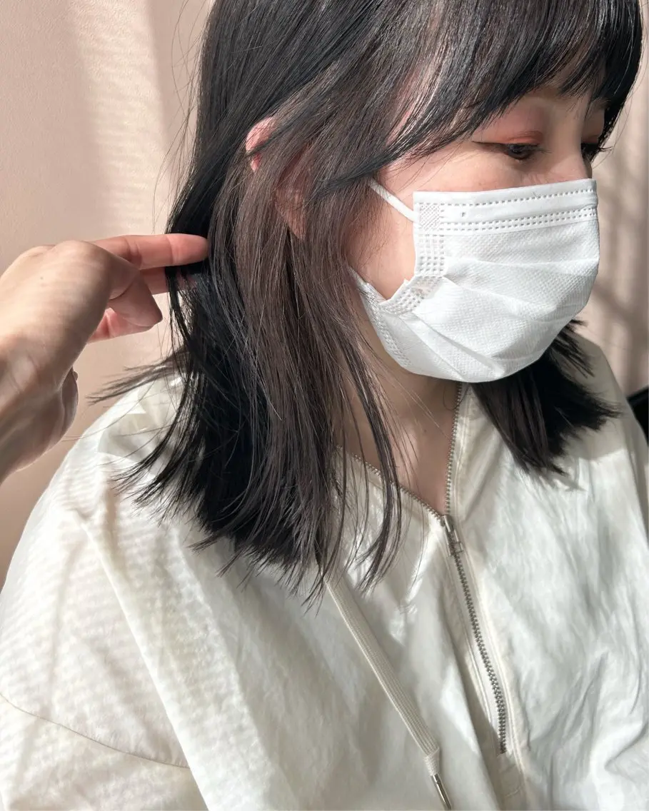 セミロング カラー ブリーチ インナーカラー カット ヘアカラー トリートメント hubhair レイヤー/透明感のヘアスタイル