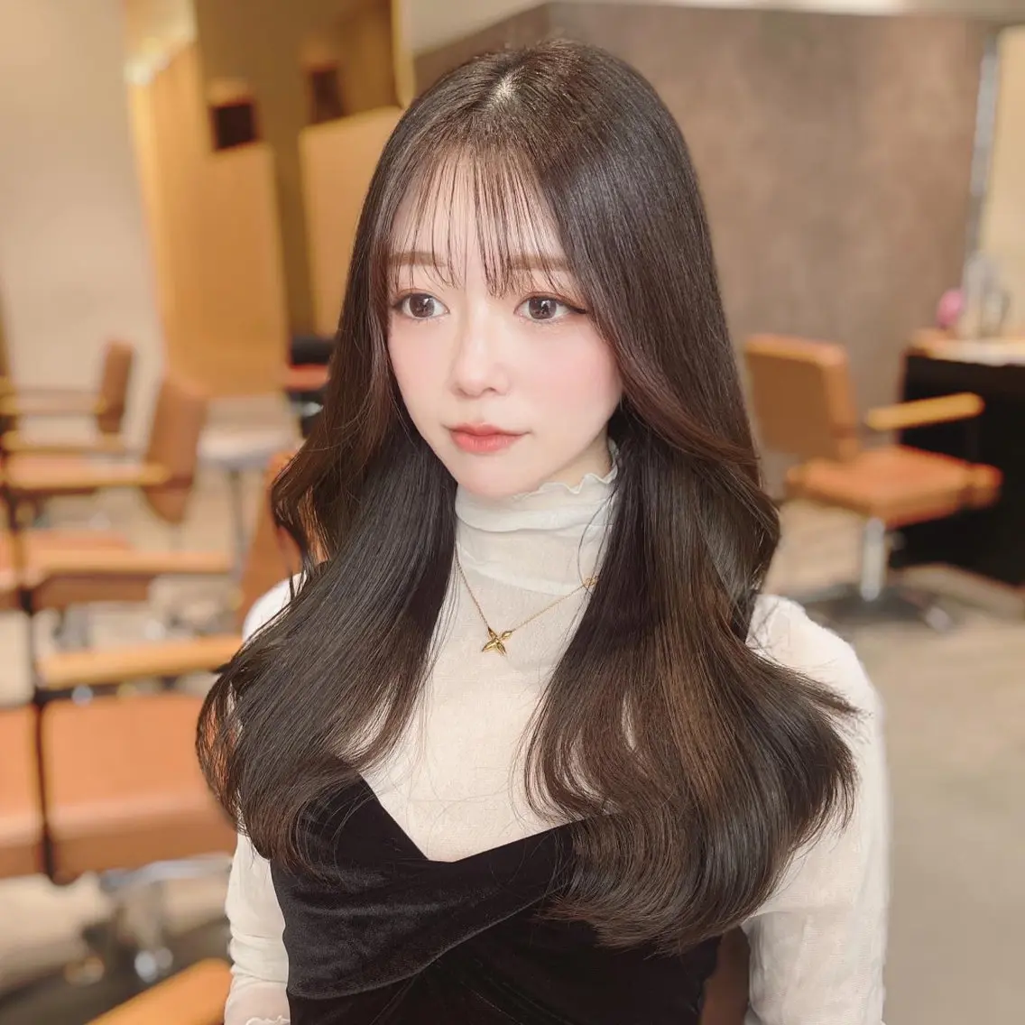 セミロング カット ヘアカラー トリートメント 奥田 蓮のヘアスタイル