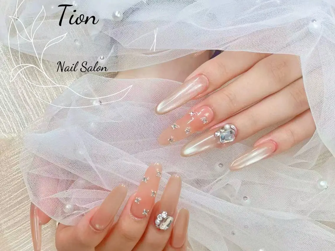ネイル チークネイル 長さ出し フットネイル フレンチネイル ジェルネイル Nailsalon Tion武蔵小杉店のネイルデザイン
