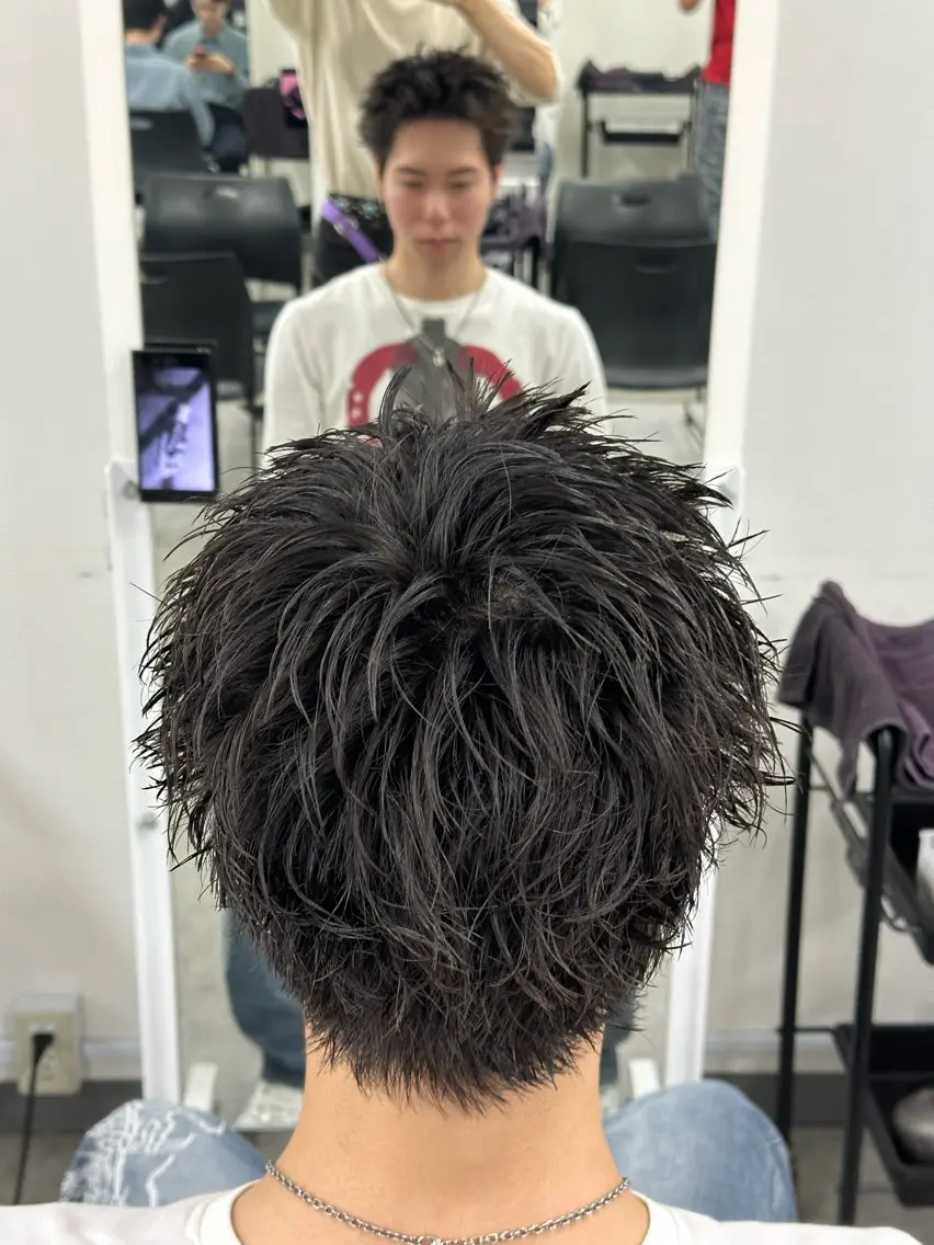 ショート メンズ スパイキー/ロン毛/ フェザー/トムのヘアスタイル