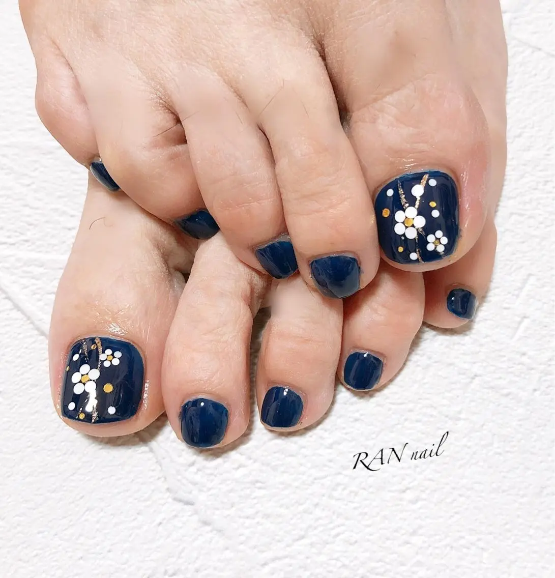 ネイル 成人式 フラワーネイル フットネイル オフィスネイル ワンカラーネイル ハンドネイル フットネイル RAN nailのネイルデザイン