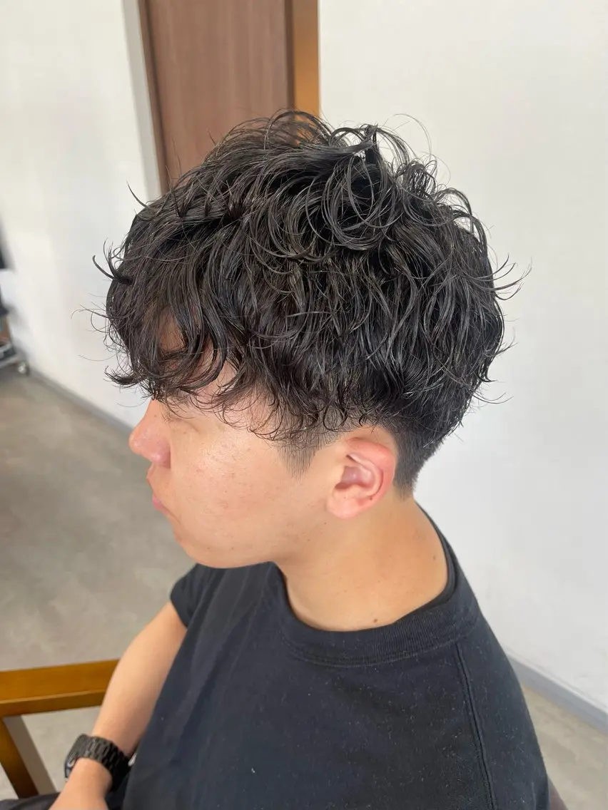 パーマ メンズ カット パーマ トリートメント ｼﾉｻﾞｷ ｷﾅのヘアスタイル