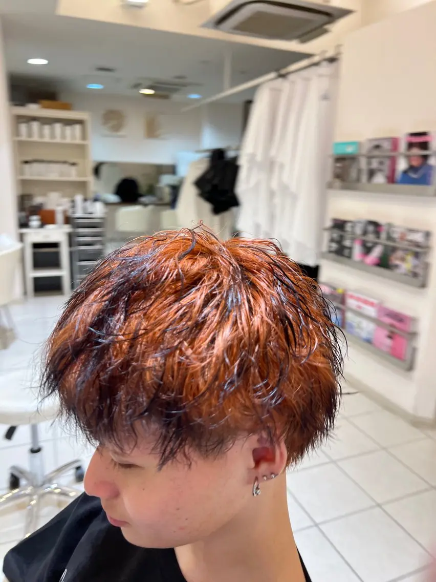 ショート カラー ブリーチ ディープパープル オレンジ パープルカラー ヘアカラー メンズパーマ/ボブ 星本広海のヘアスタイル