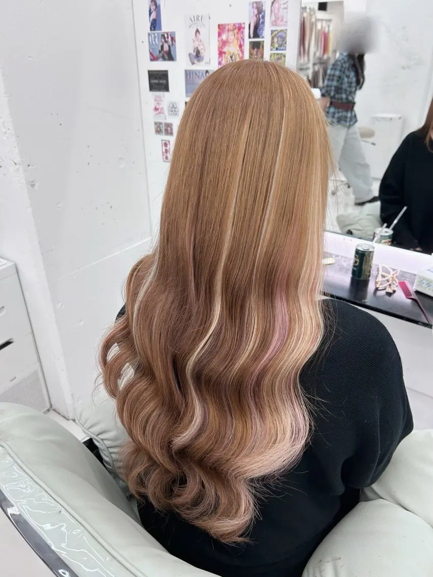 ロング エクステ 三尾 樺緒のヘアスタイル