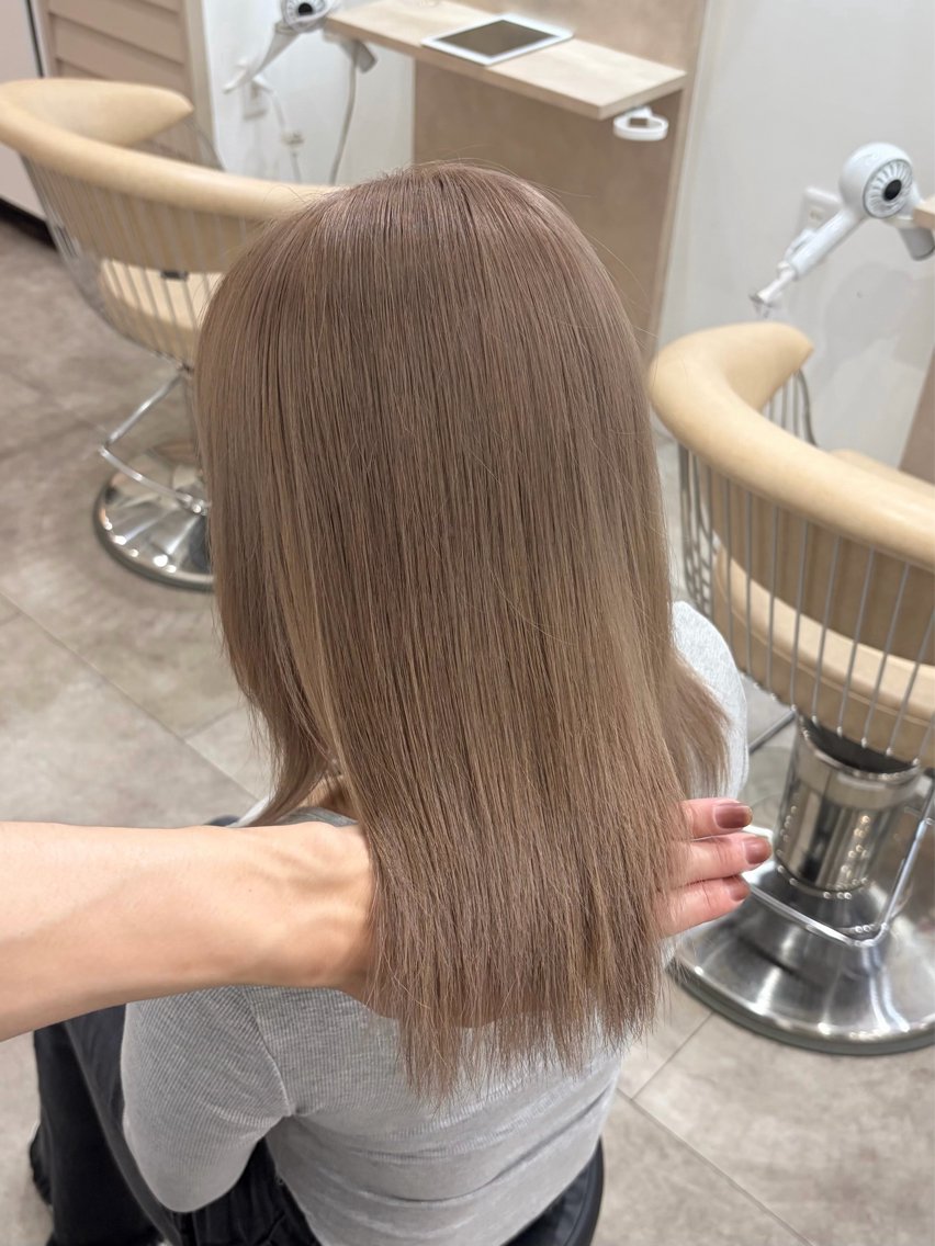 ミディアム カット ヘアカラー トリートメント 廣庭 勇人のヘアスタイル