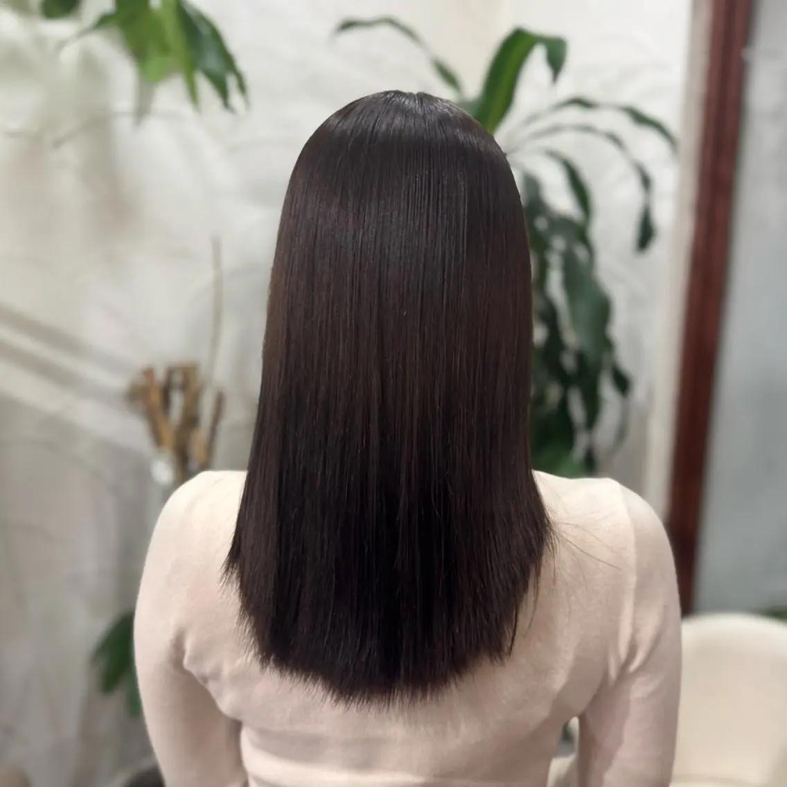 セミロング カラー 縮毛矯正 トリートメント 🫧🌸塩谷 桜🌸🫧のヘアスタイル