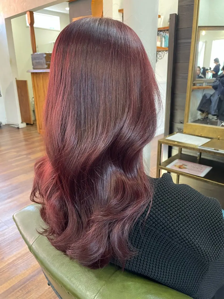 ロング カット ヘアカラー トリートメント 下林 雅明のヘアスタイル