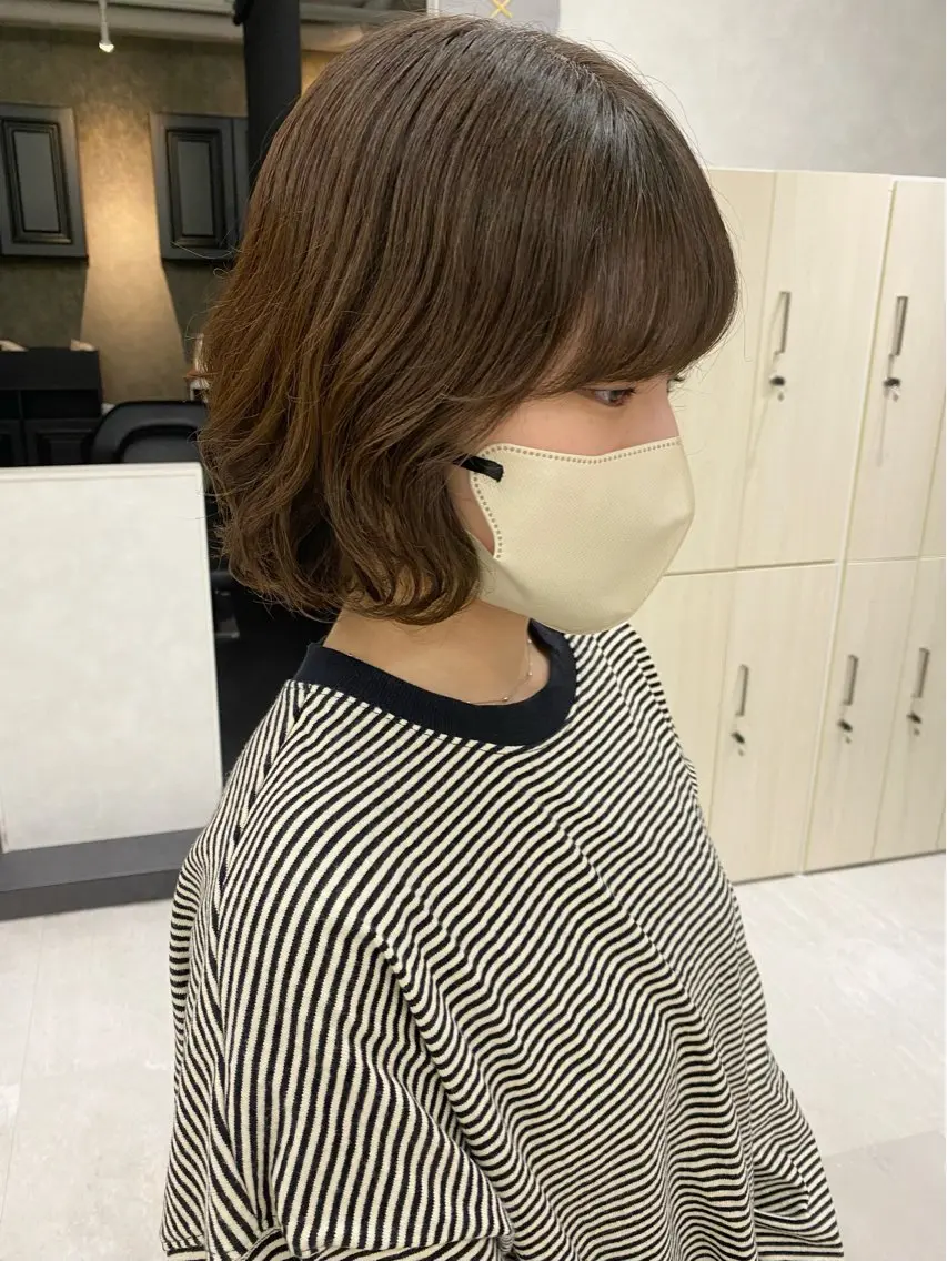 ミディアム カラー パーマ ミディアムパーマ ボブ むく。/顔周りカット /髪質改善ストレートのヘアスタイル
