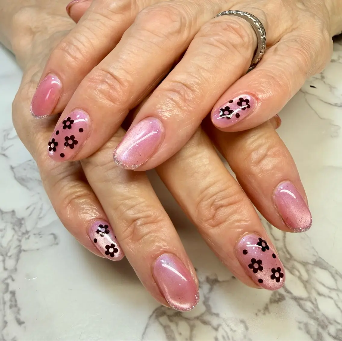 ネイル アートネイル チークネイル フラッシュネイル フラッシュマグ フレンチネイル Mai’s nailのネイルデザイン