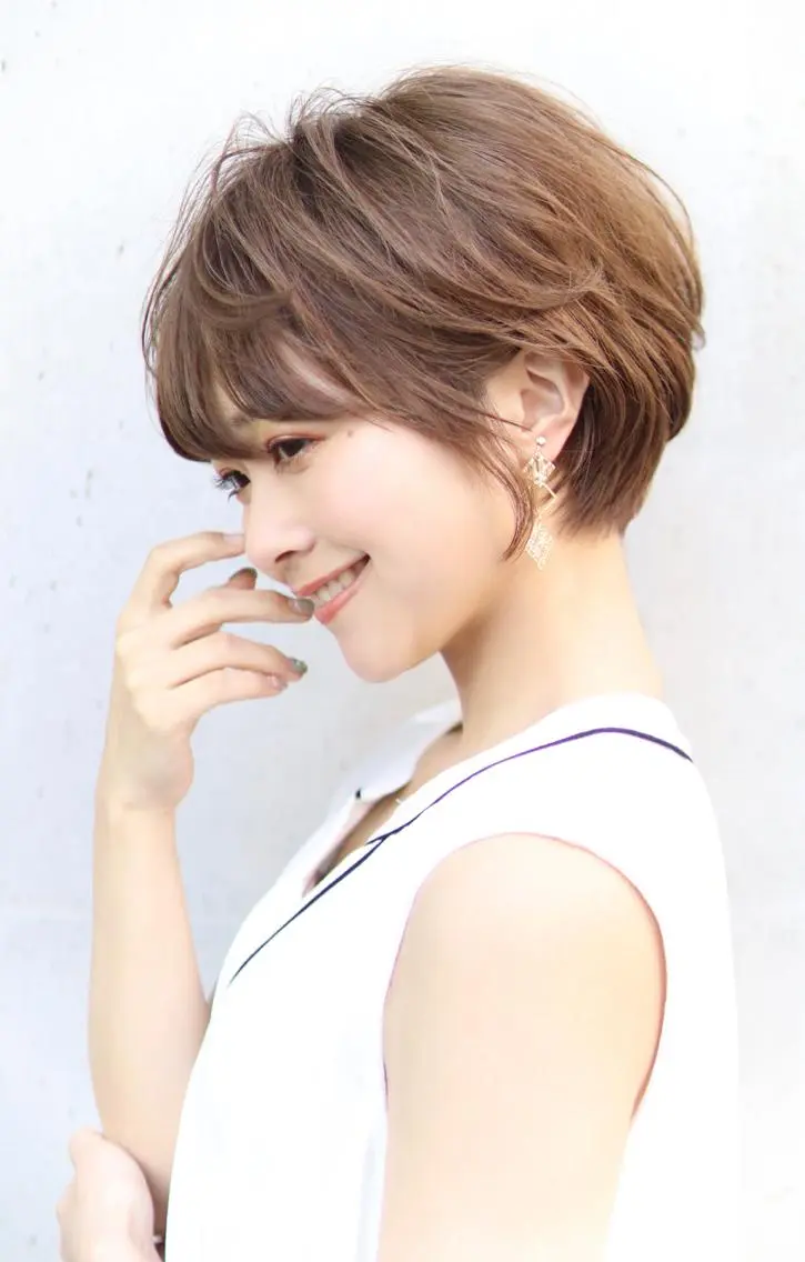 🧡髪質に合わせた骨格補正カット💜の写真