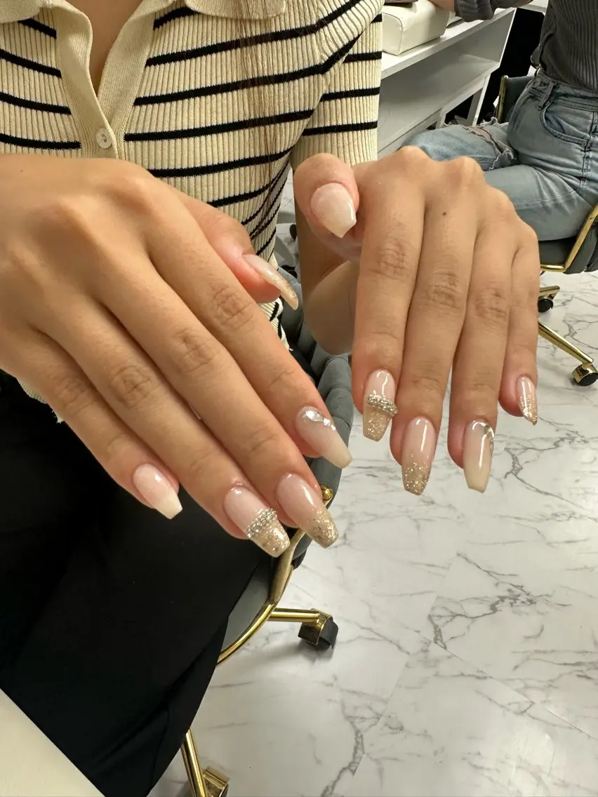 ネイル ハンドネイル enju rina🦋のネイルデザイン