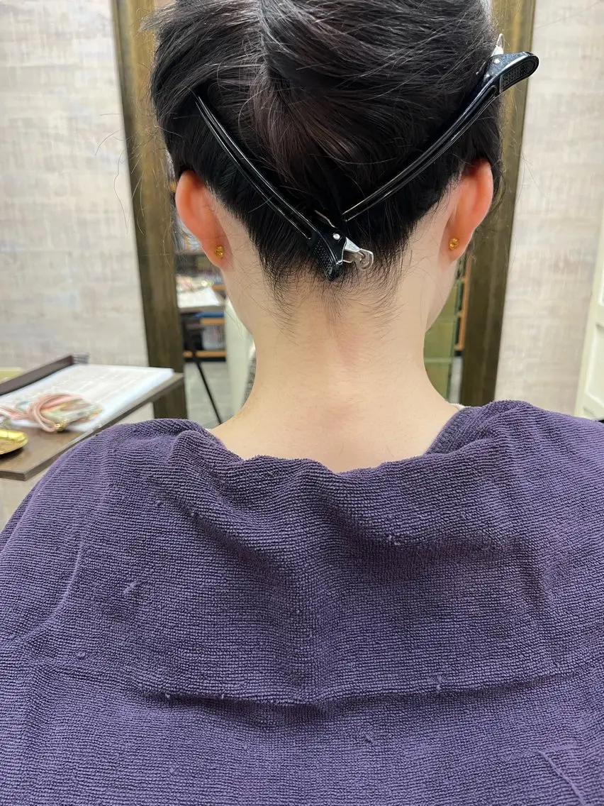 うなじシェービング✨後ろ姿も美しく！卒入学式・セレモニーの前にオススメの写真