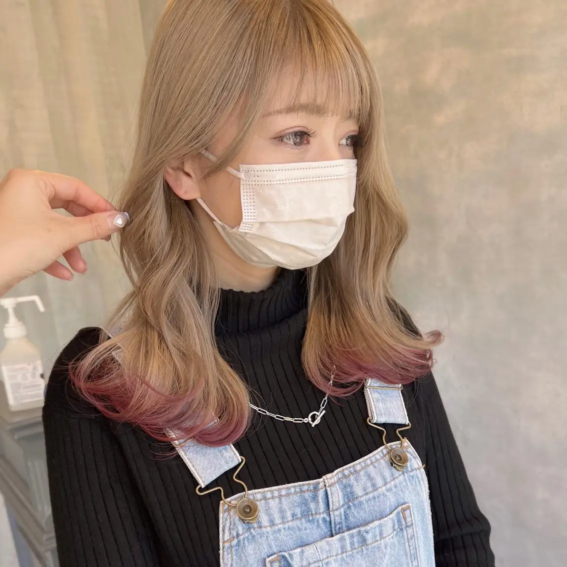 セミロング カラー ヘアアレンジ デザインカラー 韓国モテhair🍑 momoのヘアスタイル
