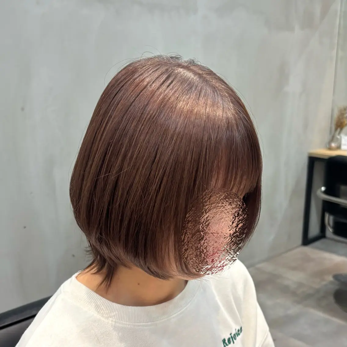 ショート ピンクブラウン カット ヘアカラー 片平 帆香のヘアスタイル