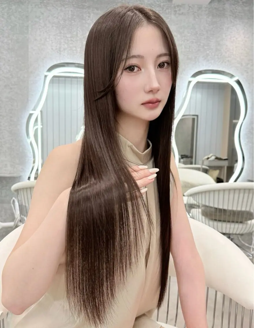 🫧カット＋低ダメージトステアストレート＋髪質改善TR🫧の写真