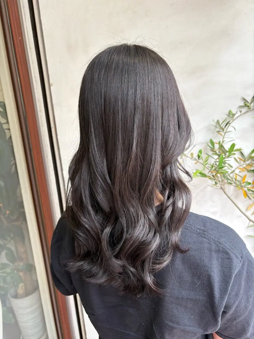 セミロング カラー 韓国ヨシンモリ 🇰🇷✨️小熊夏実のヘアスタイル