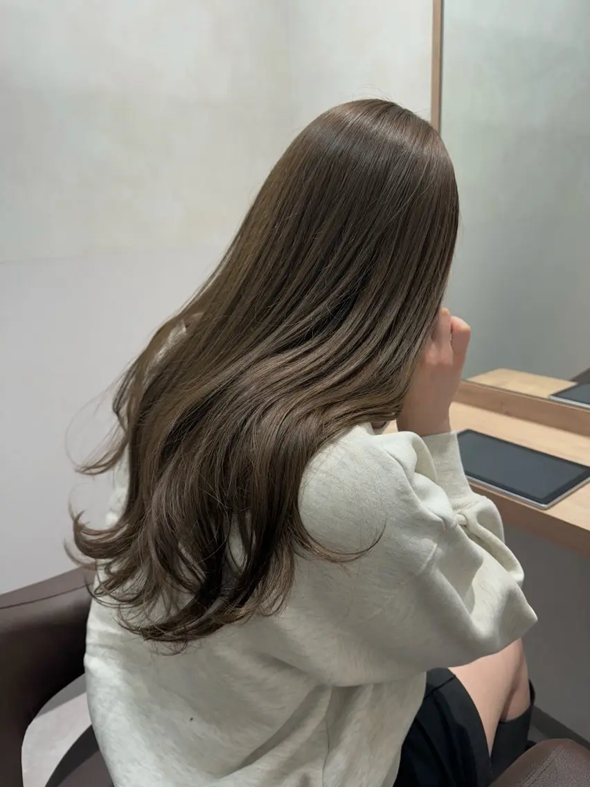 【再来の方限定🤍】似合わせカット＋透明感カラー+ミニトリートメントの写真