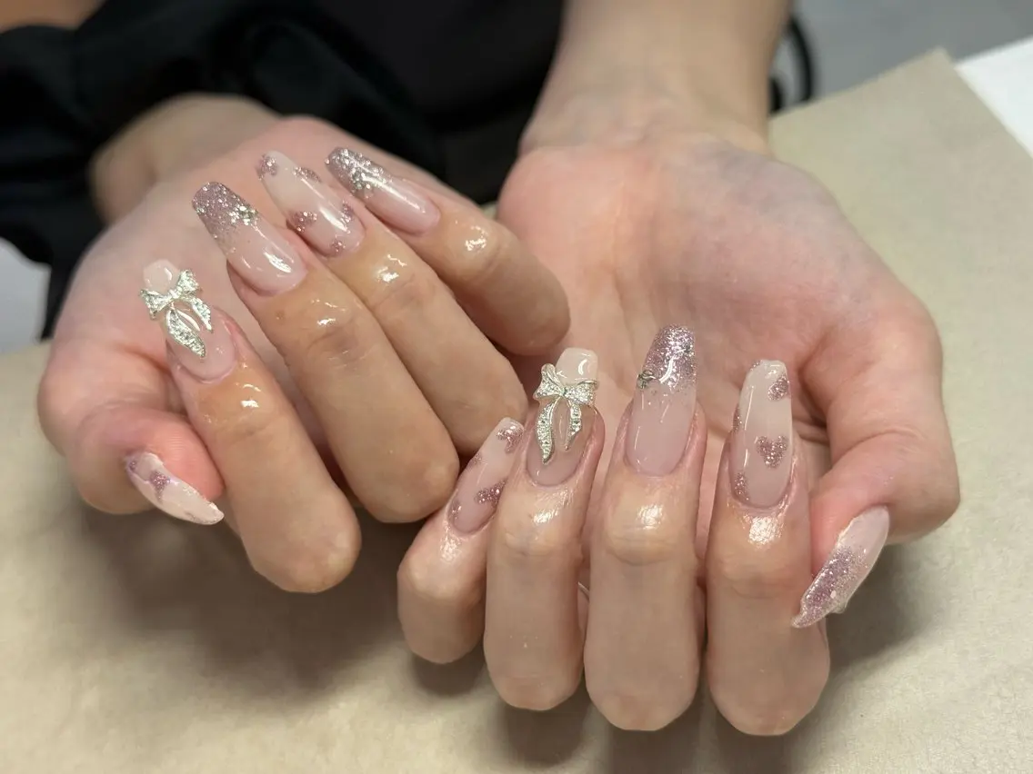 ネイル フラッシュネイル ピンク ハンドネイル WOLTOKYO渋谷 yunaのネイルデザイン