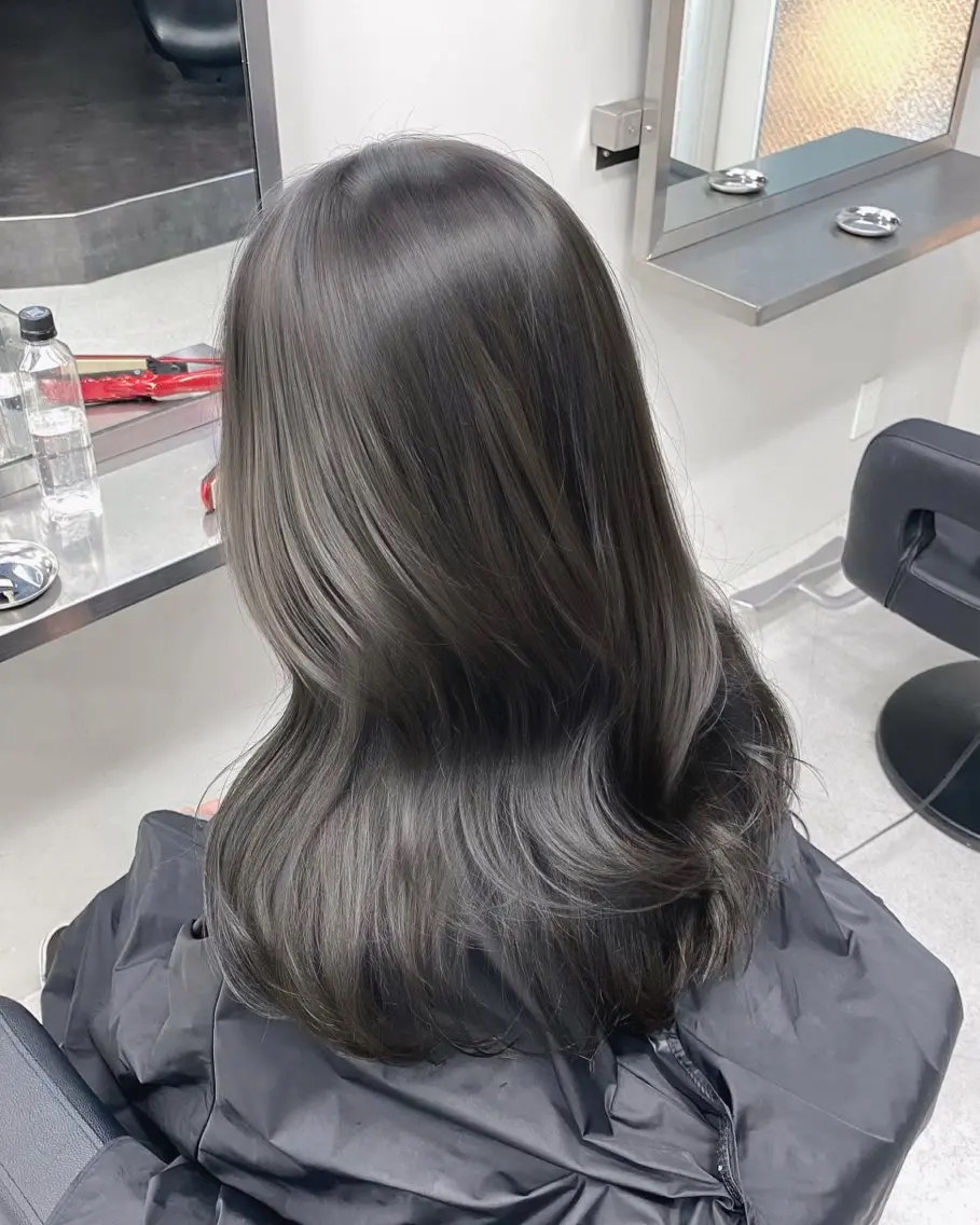 ミディアム カラー ヘアアレンジ ベージュカラー ブリーチ ブラウンカラー 透明感カラー ダブルカラー 赤み消し🫧韓国ヘア 🫧藤岡誠也のヘアスタイル