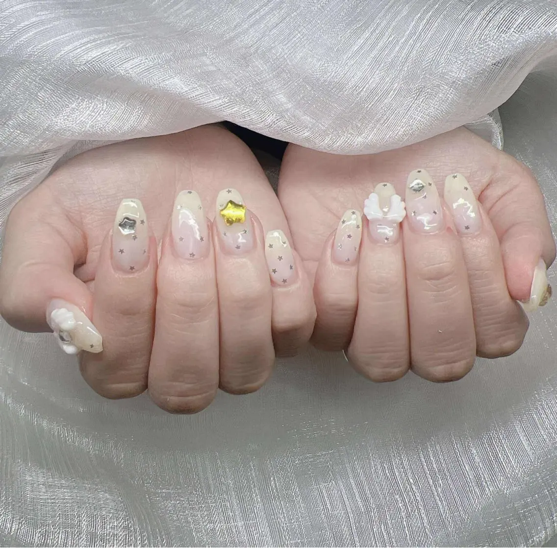 ネイル 長さ出し グラデーション 卒業式 キラキラネイル マグネットネイル ハンドネイル Lee Nailsのネイルデザイン